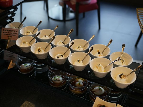 Master your kitchen: the definitive handbook for selecting the perfect chopping board for every culinary need!